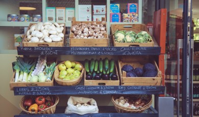 Vakken vullen in de supermarkt